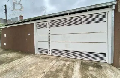 Casa com 3 quartos para alugar na Avenida Mem de Sá, 165, Jardim Monte Castelo, Marília