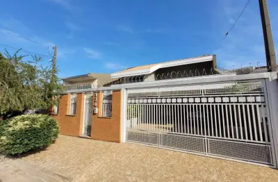 Casa com 3 quartos à venda no Jardim São Francisco, Marília 