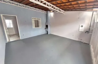 Casa com 2 quartos para alugar no Edson Jorge Júnior, Marília 