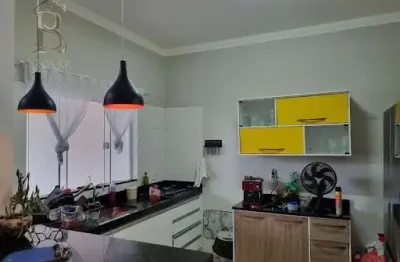 Casa com 3 quartos à venda no Jardim Califórnia, Marília 