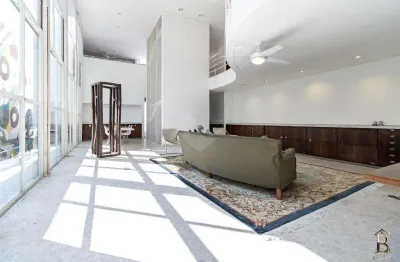 Linda casa com closet e churrasqueira em são paulo, jardim luzitânia - 550m² de área construída!