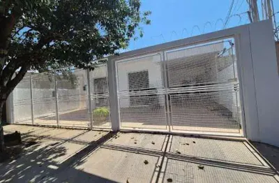 Casa com 2 quartos para alugar no Jardim Maria Izabel, Marília 