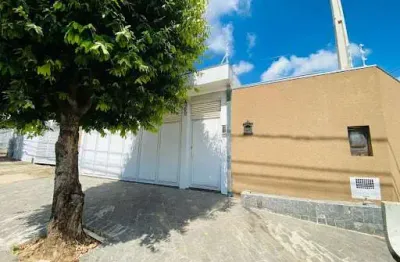 Casa com 3 quartos para alugar no Canaã, Marília 