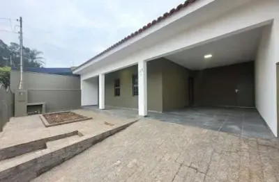 Casa com 3 quartos para alugar no Jardim Parati, Marília 