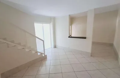 Casa com 3 quartos para alugar na Avenida Féres Mattar, 113, Fragata, Marília