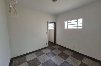 Casa com 3 quartos para alugar na Rua Alberico Mendes Pinto, 192, Jardim Virgínia, Marília