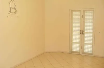 Casa para alugar em alto cafezal, marília: 3 dorms por r$2200