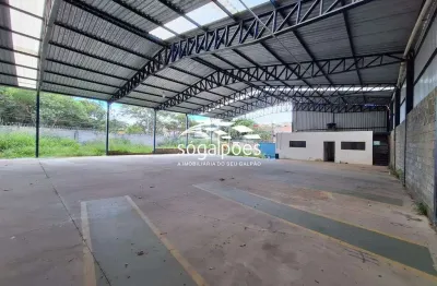Galpão com 1.200m² - pátio anexo com 1.000m² - acesso à carretas