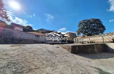 Pátio para locação com 1.000m² próximo à br 040 região do vila paris