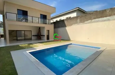 Casa para venda em bosque de 250.00m² com 3 quartos, 3 suites e 4 garagens
