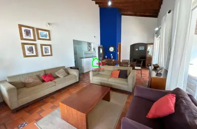 Casa para venda e aluguel em bosque de 600.00m² com 3 quartos, 1 suite e 4 garagens