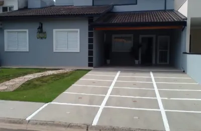 Casa térrea á venda em indaiatuba sp, condomínio localizado no itaici, 3 dorms sendo 1 suite