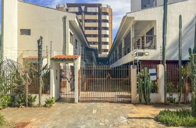 Prédio à venda na Rua Osvaldo Cruz, 524, Zona 07, Maringá