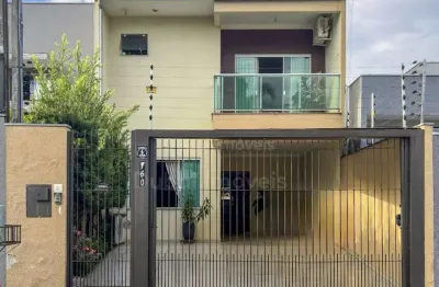 Casa com 3 quartos à venda na Rua Pioneiro Aníbal Borin, 760, Jardim Paris, Maringá