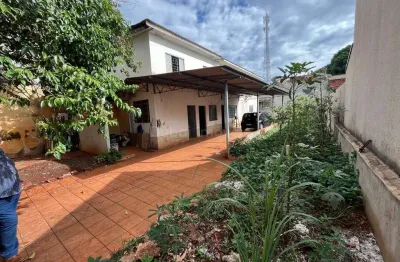 Oportunidade imperdível  sobrado amplo  à venda. preço abaixo do mercado