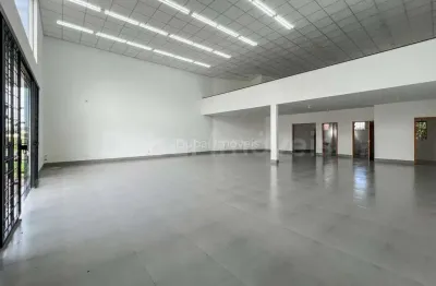 Sala comercial em excelente localização maringá pr, 239m , mezanino