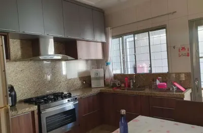 Casa a venda jardim guairaça , com 88,76 m  contrução com 1 suíte e 2 quartos