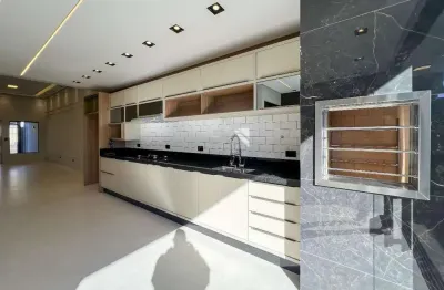 Casa com 2 quartos à venda na Rua Nilo Polo Ferrato, 162, Jardim Paris, Maringá