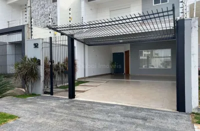 Sobrado a venda no jardim canada -1suíte   2 quartos com 181,04m  de construção em maringá