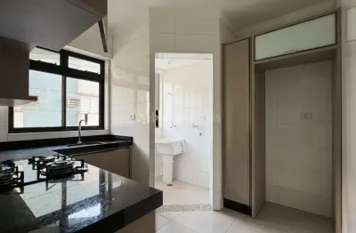 Apartamento para alugar na Avenida Tamandaré, 230, Zona 01, Maringá