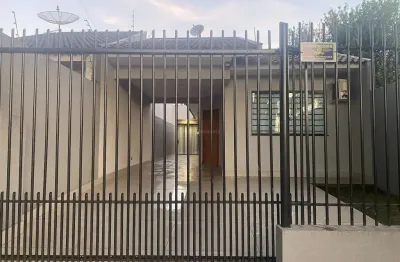 Casa com 4 quartos à venda na Rua Caracas, Vila Morangueira, Maringá