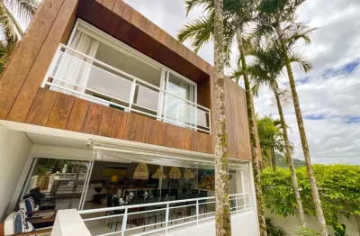 Casa em condomínio vista para o mar da praia de juquehy - à venda