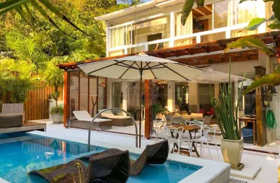 Casa em condomínio fechado à venda no Juquehy, São Sebastião 