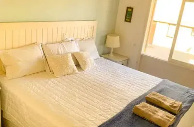 Casa reformada em condomínio, 50 metros do mar na praia de juquehy - venda