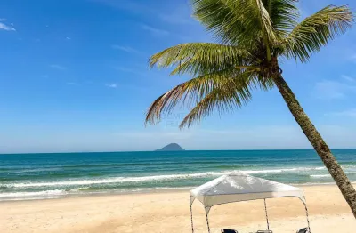 Casa ampla em condomínio com serviço de praia e lazer - locação anual