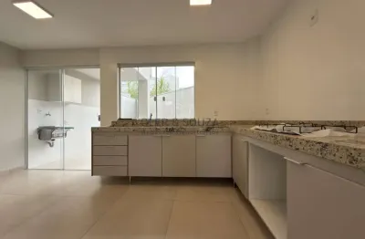 Casa para venda em volta redonda, jardim amália, 2 dormitórios, 2 suítes, 3 banheiros, 2 vagas