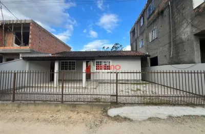 Casa com 3 quartos para alugar na Rua São Francisco De Assis, Guiomar, Antônio Carlos