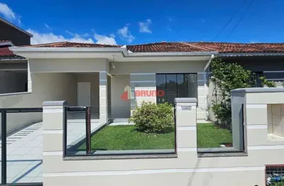 Casa com 2 quartos à venda na Rua João Chiuzon Garcia, 198, Centro, Antônio Carlos