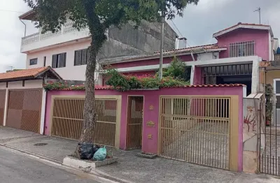 Sobrado 200m 10m de frente r$ 699.000,00 cidade dutra 4 dormitórios 1 suíte 4 vagas não aceita financiamento