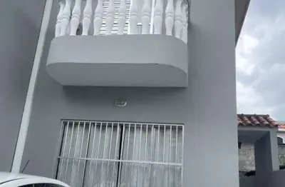 Lindo sobrado totalmente reformado r$ 649.000,00 jardim satélite 03 dormitórios sendo 01 suite  2 vagas