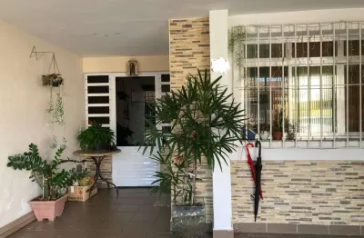 Casa r$ 620.000,00 cidade dutra próximo a padaria bandeirantes 2 dormitórios 2 vagas aceita financiamento