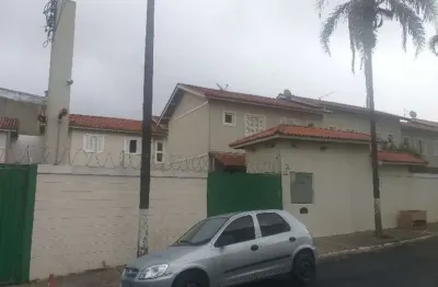 Locação sobrado em condomínio fechado - 2 dormitórios - r$ 2.300,00 – parque rebouças  2 dormitórios