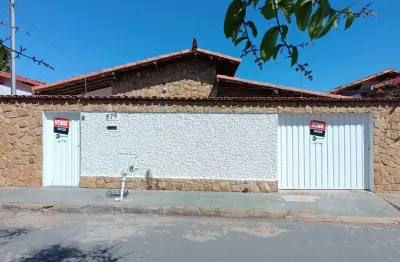 Casa com edícula à venda no morada do parque – ideal para morar ou investir