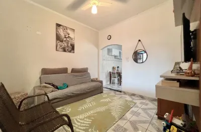 Casa geminada com 2 dormitórios na ocian, em praia grande-sp