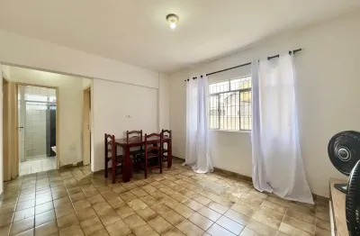 Apartamento com 01 dormitório no guilhermina, em praia grande-sp