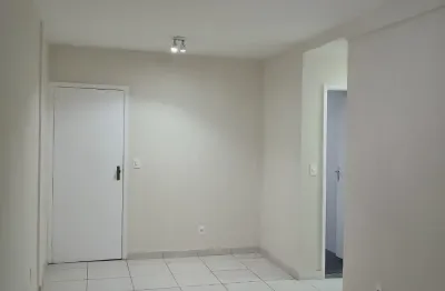 Alugo apartamento com 2 quartos varanda 85m² na gleba a recreio