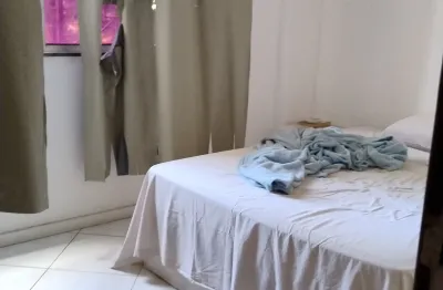 Apartamento pronto pra morar nos pernambués, ótima localização, perto de tudo.