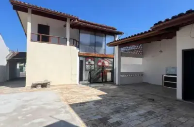 Casa com 3 quartos para alugar na Avenida Maranhão, 400, Jardim Primavera, Caraguatatuba