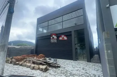Ponto comercial para alugar na Avenida Siqueira Campos, 1254, Sumaré, Caraguatatuba