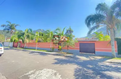 Casa com 4 quartos para alugar na Alameda dos Pinheiros, 565, Cidade Jardim, Caraguatatuba