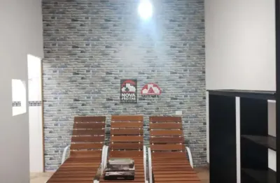 Invista no futuro: sala comercial em excelente ponto comercial