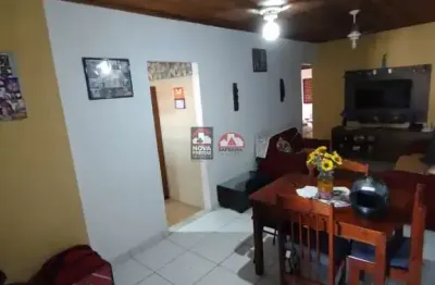 Casa com 4 quartos à venda na Rua Luiz Caninéo, 136, Crispim, Pindamonhangaba
