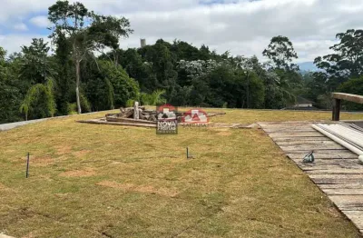 Fazenda à venda na Rua das Andorinhas, 171, Chácaras Condomínio Recanto Pássaros II, Jacareí