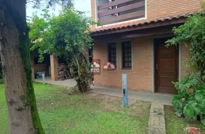 Casa com 2 quartos à venda na Rua Danton Siqueira Malta, 533, Jardim Santa Maria, Jacareí