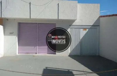 Ótima casa com ponto comercial em avenida. excelente localização!