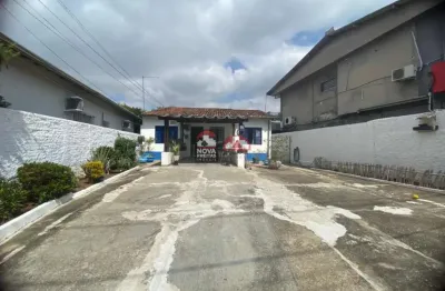 Casa com 3 quartos à venda na Avenida Heitor Villa Lobos, 1156, Vila Ema, São José dos Campos
